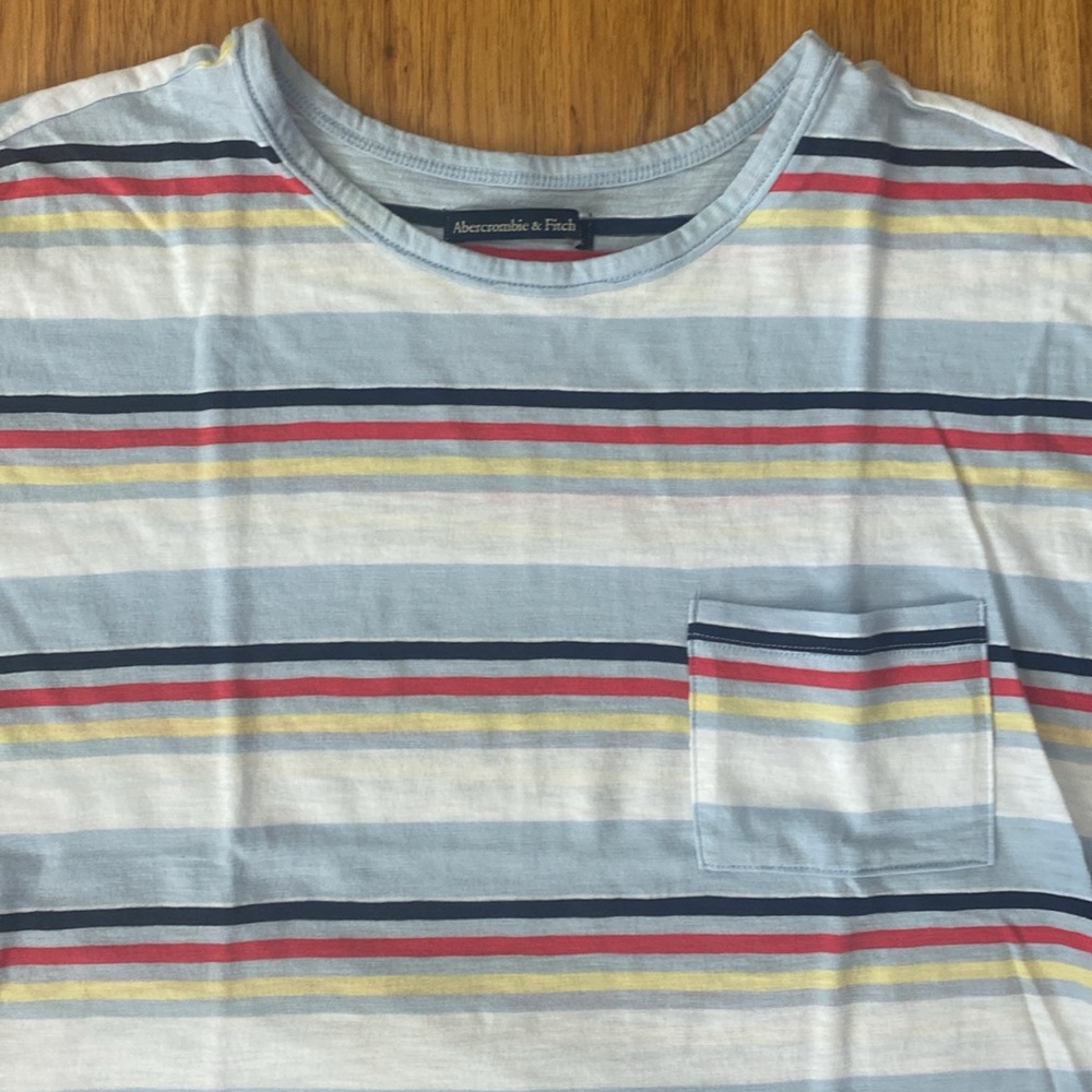 Abercrombie & Fitch striped, short sleeve pocket tee - Picture 2 of 10